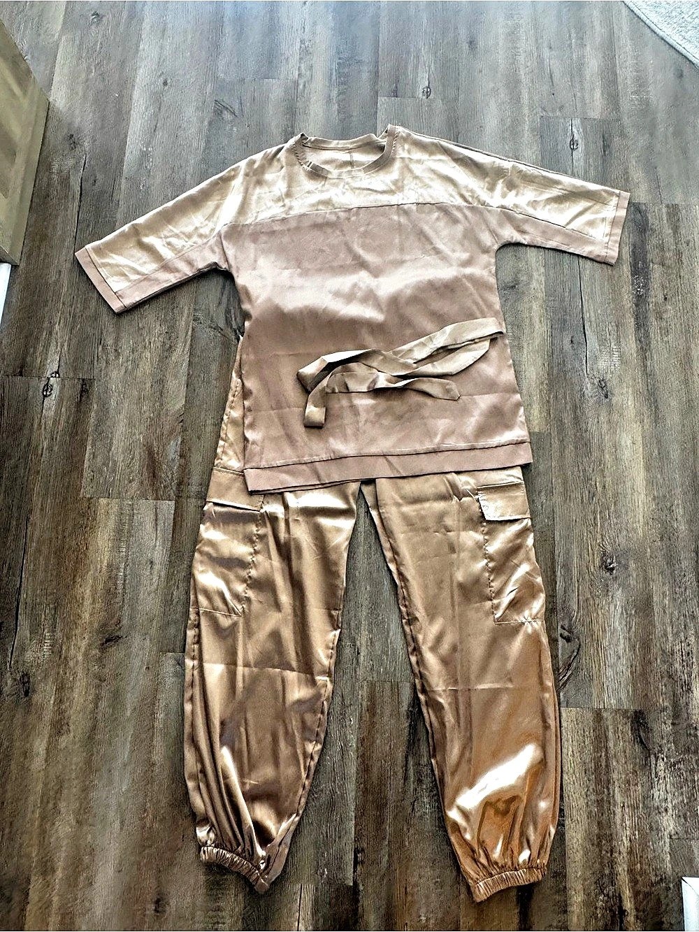 Satin-Look Two-Piece Set XL Like New